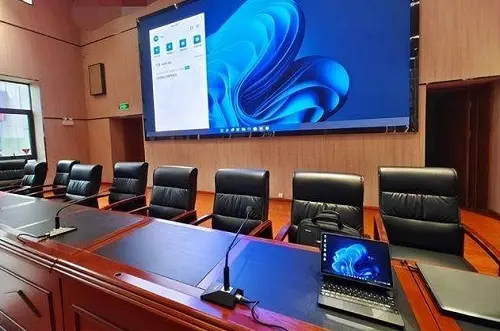 Win11連接投影儀只顯示桌面